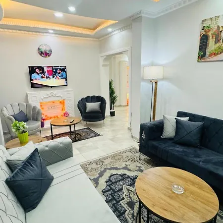 Guendogdu Apartment